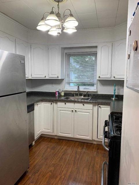 8516 Plainfield Rd, Cincinnati, OH 45236 photo 3