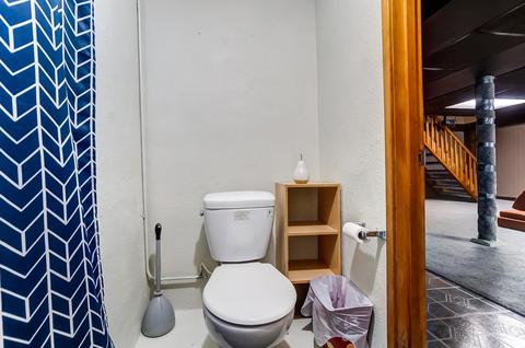 46 Handel Ln, Greenhills, OH 45218 photo 49