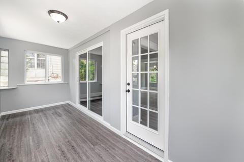 3119 Wooster Pl, Cincinnati, OH 45211 photo 3