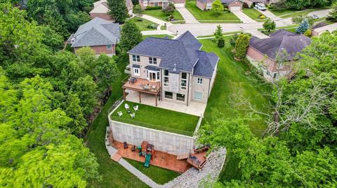 2035 Gilchrest Ct, Cincinnati, OH 45244 photo 4