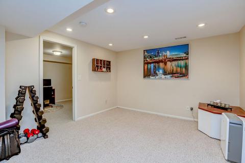 131 Rollingwood Dr, Hamilton Township, OH 45039 photo 24