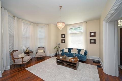 308 Amazon Ave, Cincinnati, OH 45220 photo 9