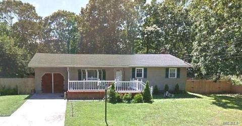 588 Jonas Dr, Cincinnati, OH 45238 photo 1