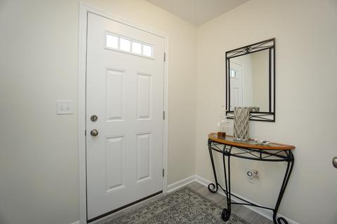 2155 Pine Valley Dr, Hamilton, OH 45013 photo 9