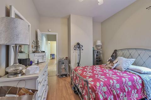 2860 Madison Rd, Cincinnati, OH 45209 photo 15