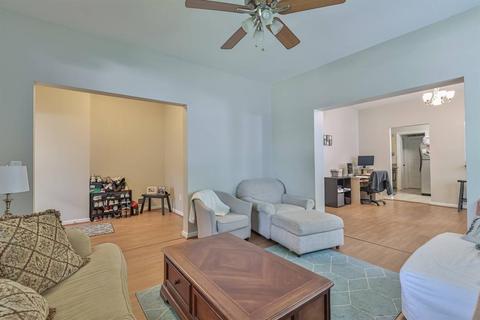 2860 Madison Rd, Cincinnati, OH 45209 photo 8