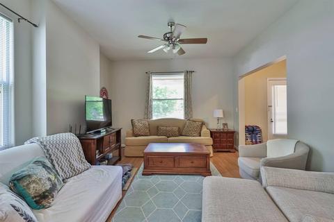2860 Madison Rd, Cincinnati, OH 45209 photo 6