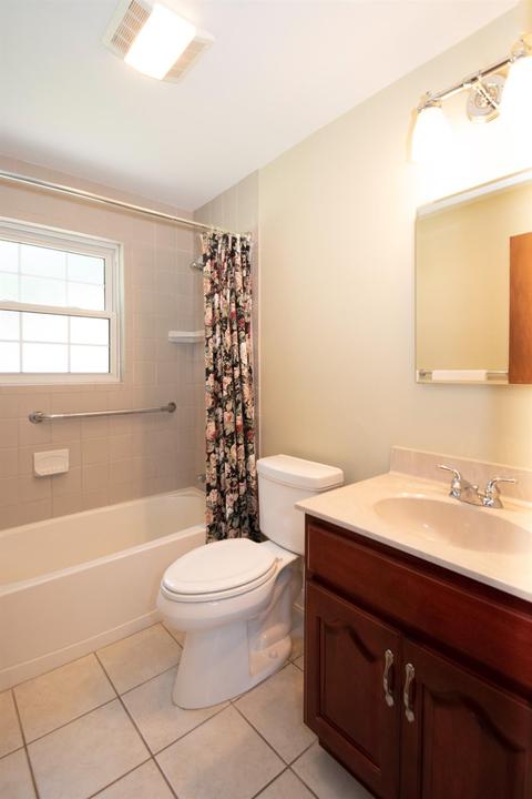 1624 Centerridge Ave, Cincinnati, OH 45231 photo 12