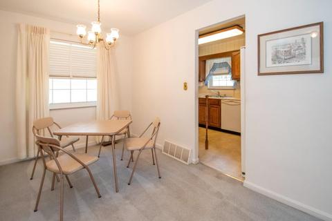 1624 Centerridge Ave, Cincinnati, OH 45231 photo 5