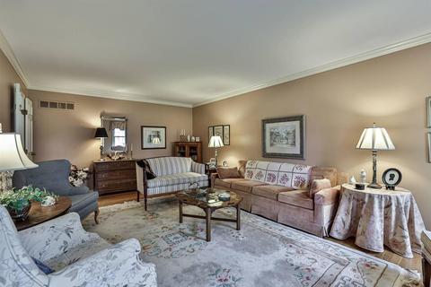 7910 Treeheights Ct, Montgomery, OH 45242 photo 6