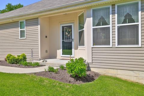 950 Valleywatch Dr, Cincinnati, OH 45231 photo 3