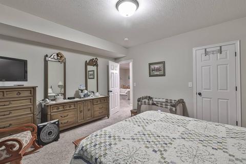 950 Valleywatch Dr, Cincinnati, OH 45231 photo 41