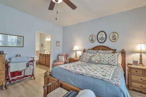 950 Valleywatch Dr, Cincinnati, OH 45231 photo 17