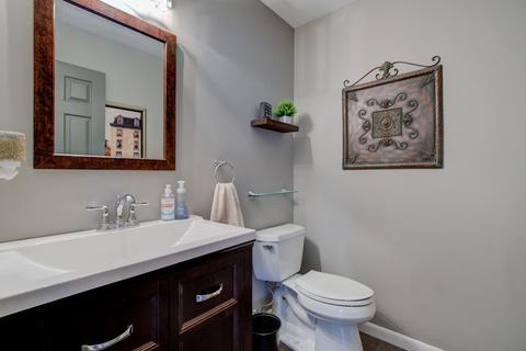 424 Tipton Ct, Cincinnati, OH 45231 photo 11