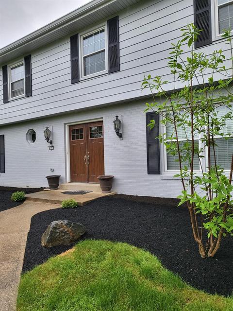 424 Tipton Ct, Cincinnati, OH 45231 photo 2