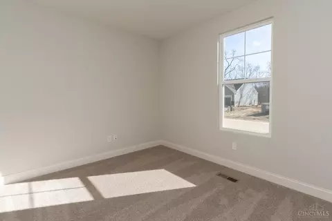 980 Crestpoint Ct, Cincinnati, OH 45245 photo 16