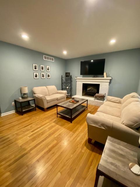 118 Junedale Dr, Greenhills, OH 45218 photo 5