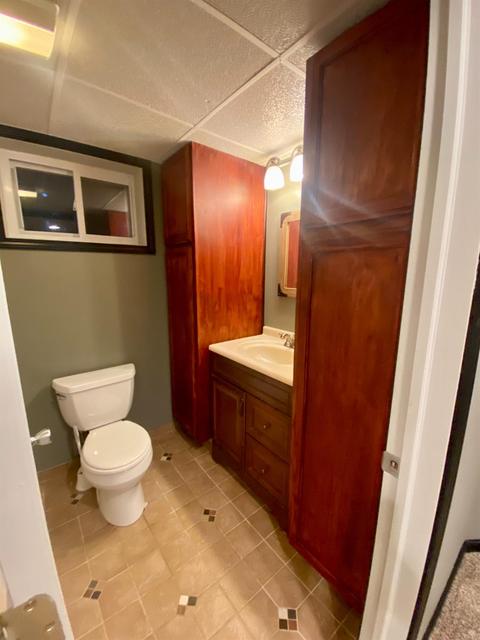 118 Junedale Dr, Greenhills, OH 45218 photo 8