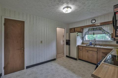9420 Winton Rd, Cincinnati, OH 45231 photo 9