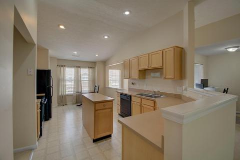 2351 Buddleia Ct, Cincinnati, OH 45239 photo 10