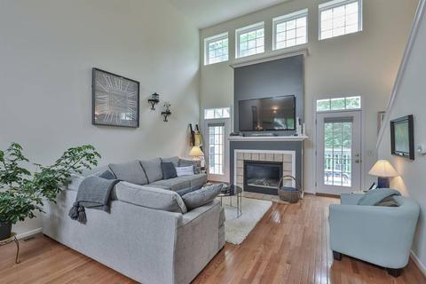7602 Lake Pointe, Hamilton Township, OH 45039 photo 8