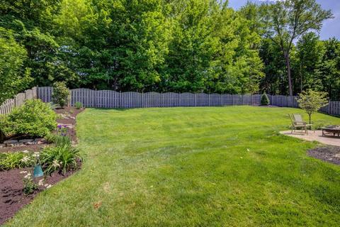 914 Tall Trees Dr, Cincinnati, OH 45245 photo 31
