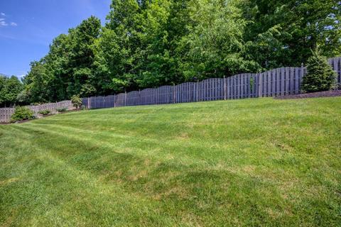 914 Tall Trees Dr, Cincinnati, OH 45245 photo 32