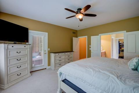 914 Tall Trees Dr, Cincinnati, OH 45245 photo 14
