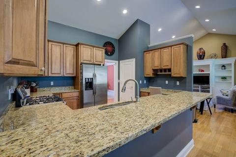 914 Tall Trees Dr, Cincinnati, OH 45245 photo 9