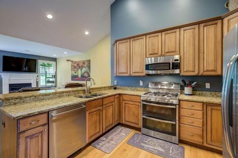 914 Tall Trees Dr, Cincinnati, OH 45245 photo 11
