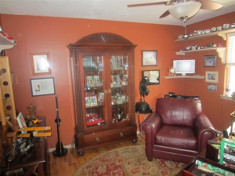 479 Mcintosh Dr, Cincinnati, OH 45255 photo 3