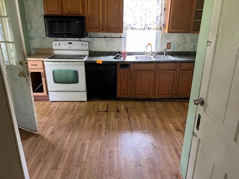8151 Anthony Wayne Ave, Cincinnati, OH 45216 photo 6