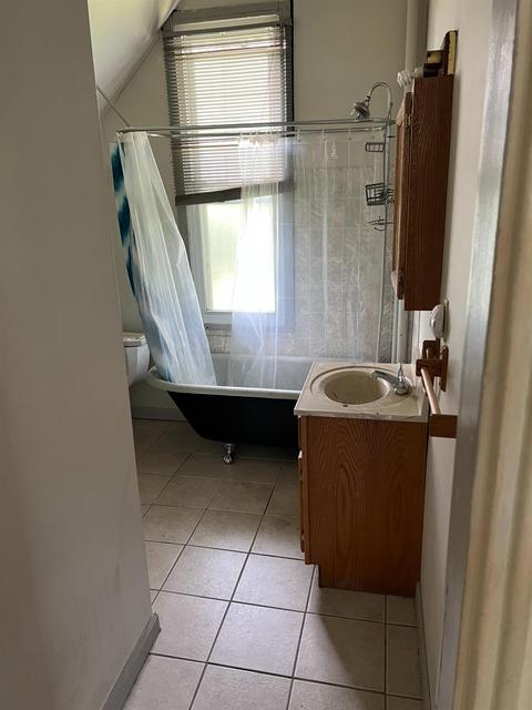 8151 Anthony Wayne Ave, Cincinnati, OH 45216 photo 17