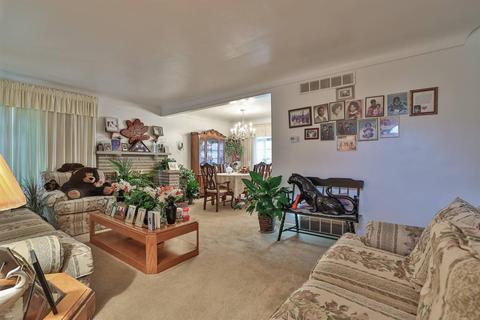 1158 Eastgate Dr, Cincinnati, OH 45231 photo 6