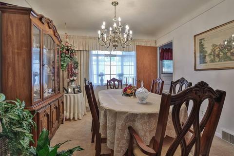 1158 Eastgate Dr, Cincinnati, OH 45231 photo 8