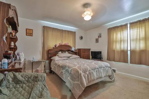 1158 Eastgate Dr, Cincinnati, OH 45231 photo 17
