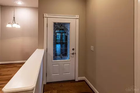 5854 Springview Cir, Mason, OH 45040 photo 3