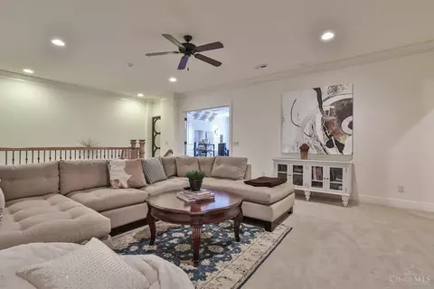9511 Park Manor Blvd, Blue Ash, OH 45242 photo 44