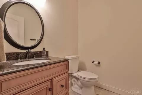 9511 Park Manor Blvd, Blue Ash, OH 45242 photo 30