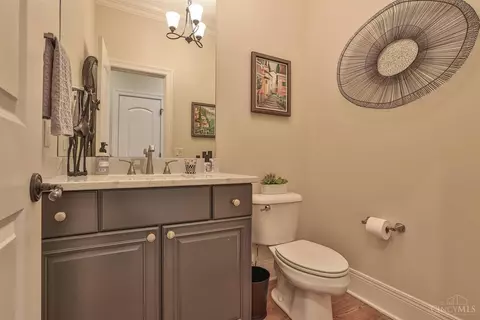 9511 Park Manor Blvd, Blue Ash, OH 45242 photo 29