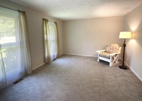 4794 Beechwood Rd, Cincinnati, OH 45244 photo 5