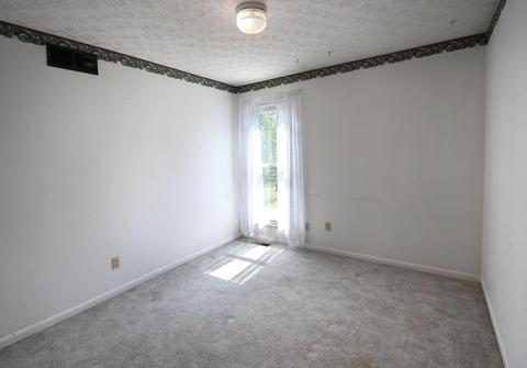 4794 Beechwood Rd, Cincinnati, OH 45244 photo 18