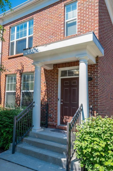 2927 Gerard St, Cincinnati, OH 45219 photo 2