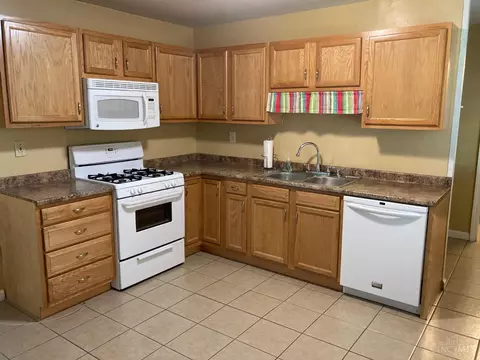 650 Arlington Dr, Cincinnati, OH 45244 photo 3