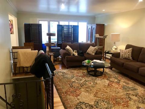 1655 Atson Ln, Cincinnati, OH 45205 photo 6