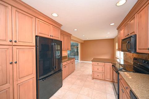 3929 Springoak Dr, Cincinnati, OH 45248 photo 15