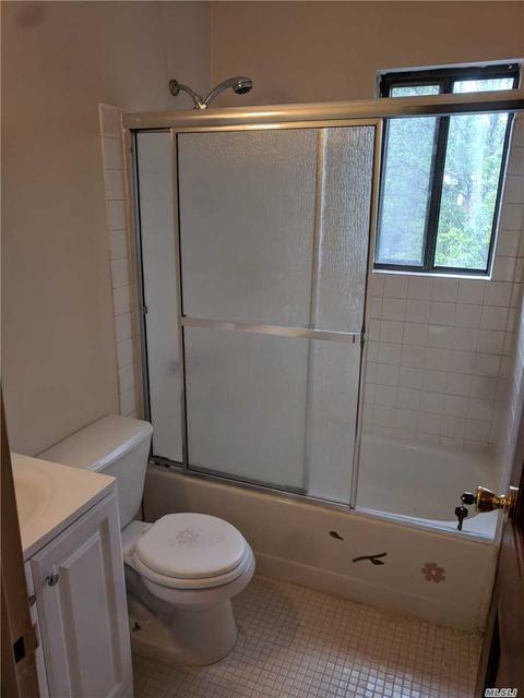 325 Parktrace Ct, Cincinnati, OH 45238 photo 9