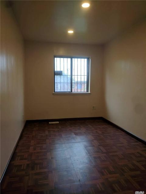 325 Parktrace Ct, Cincinnati, OH 45238 photo 17
