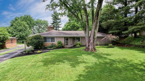 3772 Galbraith Rd, Cincinnati, OH 45236 photo 2