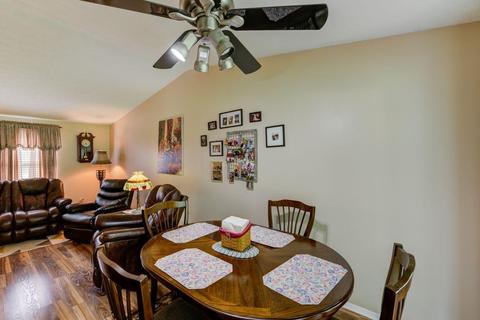 665 Holiday Dr, Cincinnati, OH 45245 photo 6